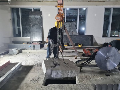 งานตัดคอนกรีตด้วยเครื่อง wall saw - รับเจาะคอริ่งพื้น ผนังคอนกรีต-แสงทอง เคมี คอน